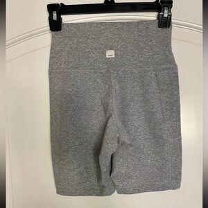 Vuori Gray Women's Bike Shorts